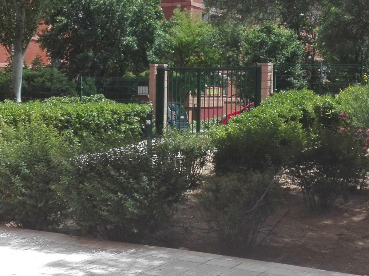 Apartamento Pinar De Chamartin Apartment มาดริด ภายนอก รูปภาพ